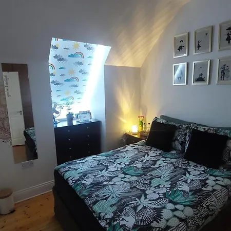 Private Double Bedroom In Front Of The Port - *