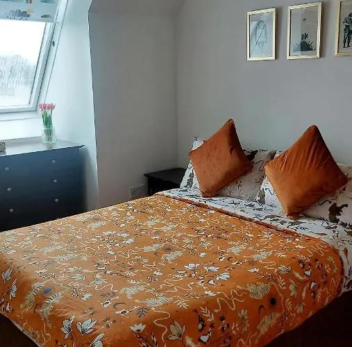 Private Double Bedroom In Front Of The Port - Galway