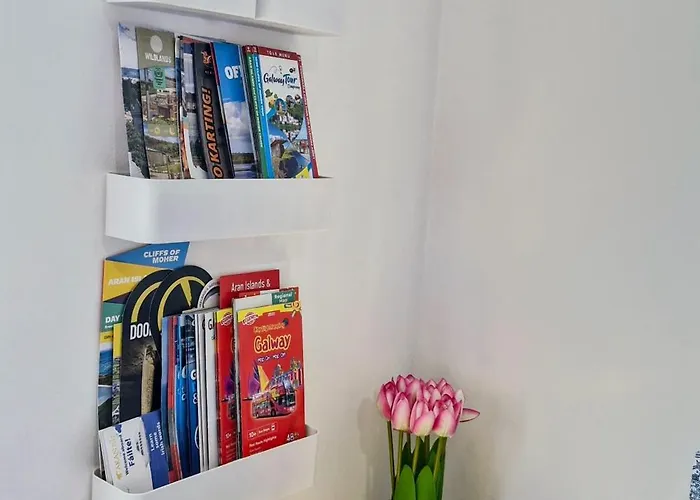 Private Double Bedroom In Front Of The Port - * Galway